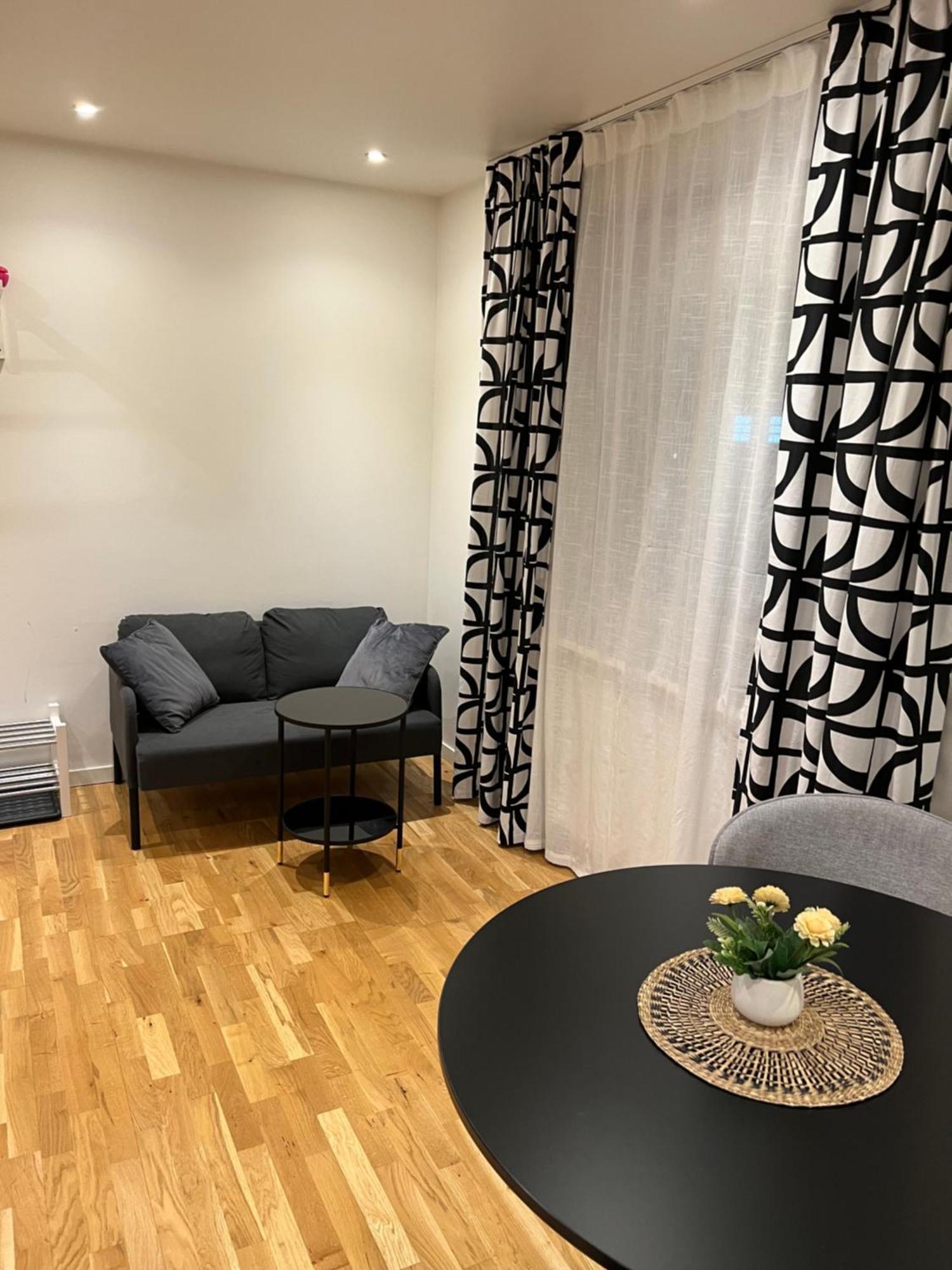 Noah Longstay Apartment Västerås Екстериор снимка