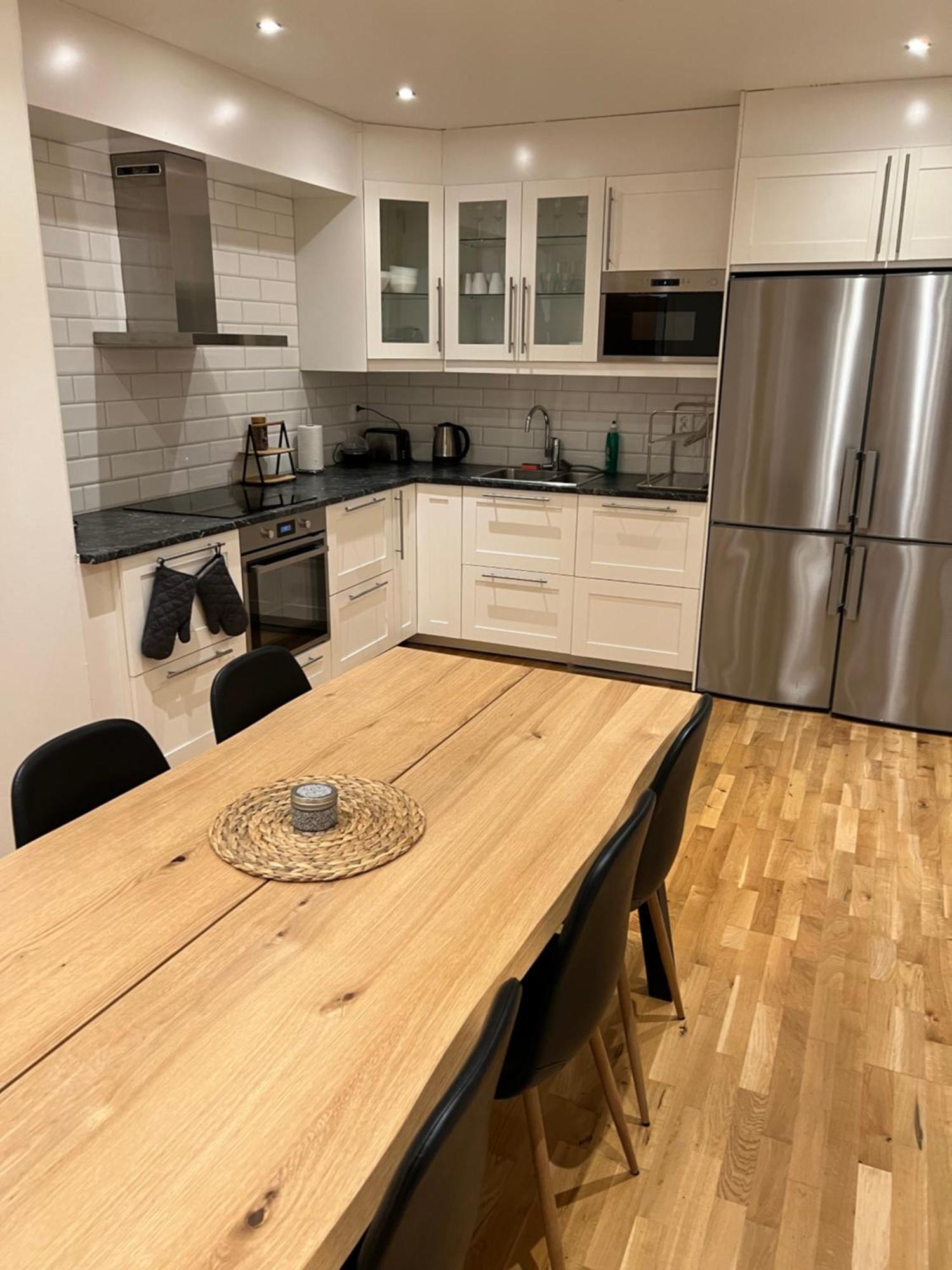 Noah Longstay Apartment Västerås Екстериор снимка