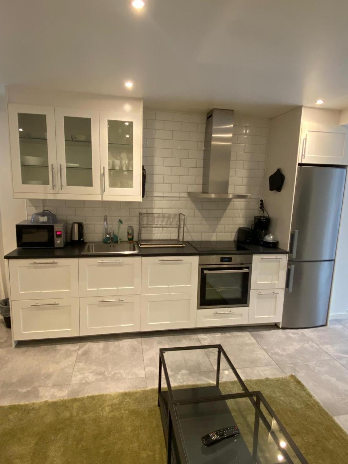 Noah Longstay Apartment Västerås Екстериор снимка